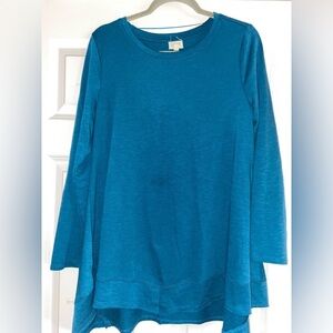 Greige Women’s XL Long Sleeve Blue Shirt